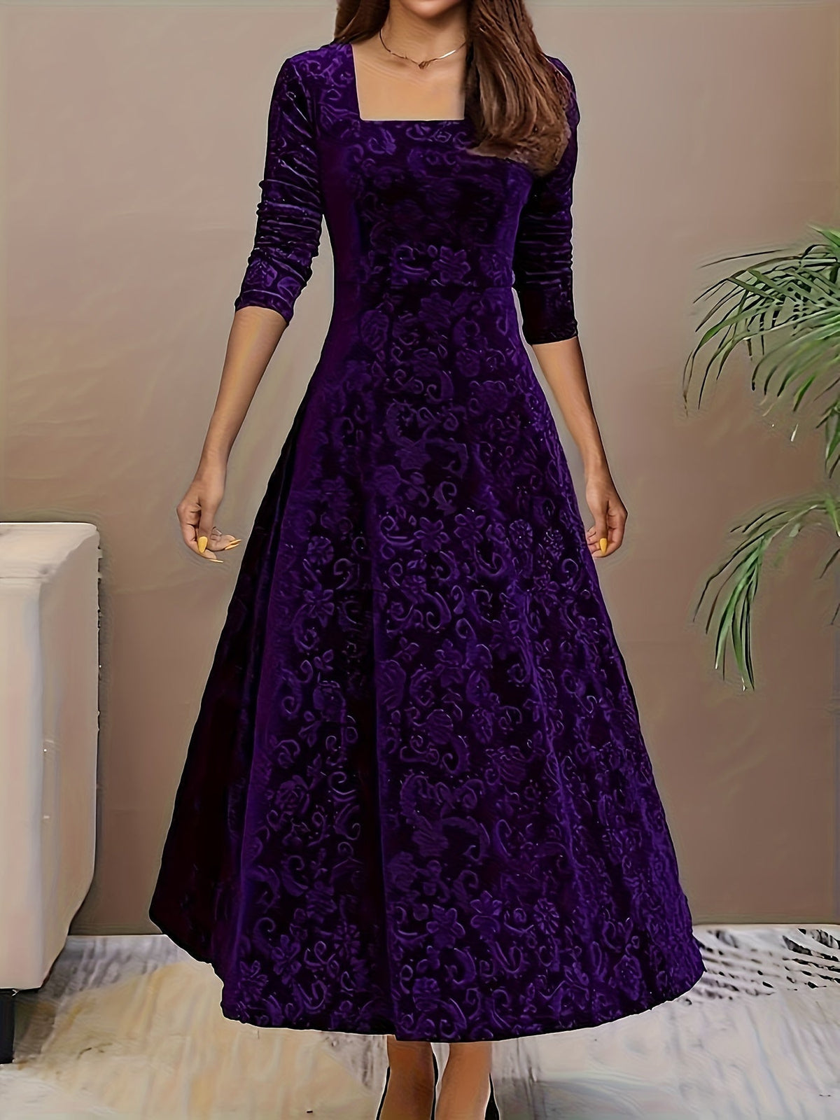 Women’s Elegant Square Neck Evening Dress